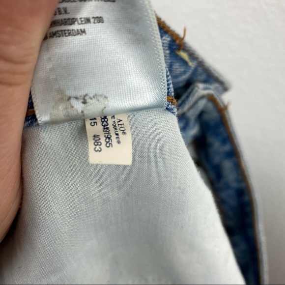 AMERICAN EAGLE Hi-Rise Festival Denim Jean Short 2 - Picture 8 of 8